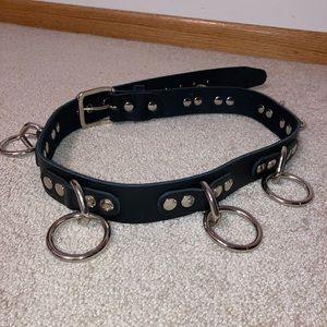 Black Leather O Ring Belt